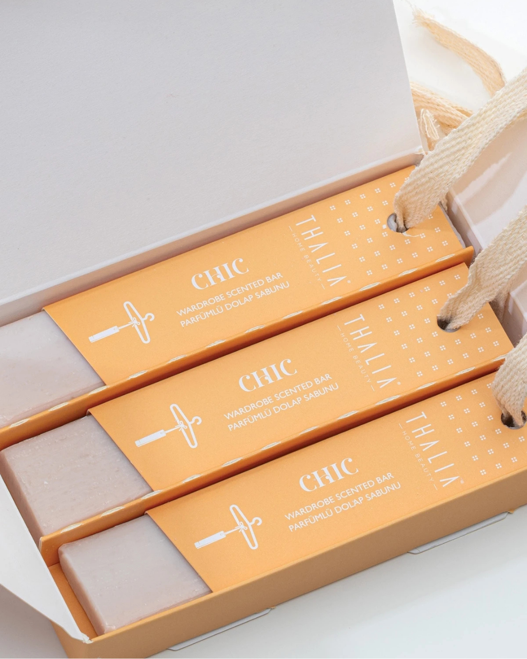 CHIC İpli Dolap Kokusu Çubuğu Portakal Çiçeği & Vanilya · 3 x 40 gr — görsel 2