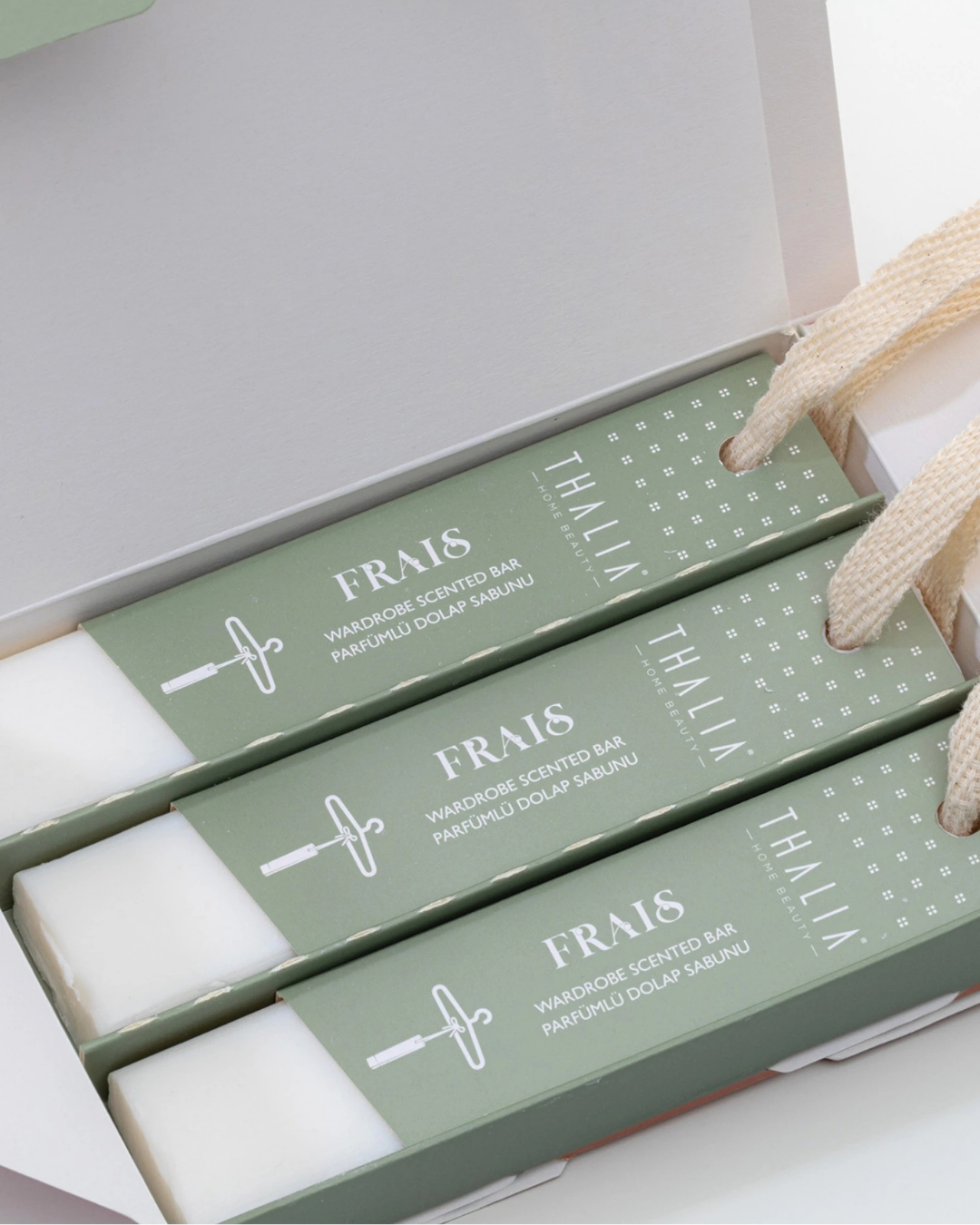 FRAIS İpli Dolap Kokusu Çubuğu Sandal Ağacı & Gül · 3 x 40 gr — görsel 2